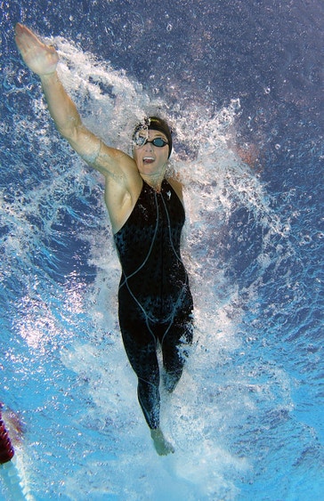 image title: American swimmer Jenny Thompson